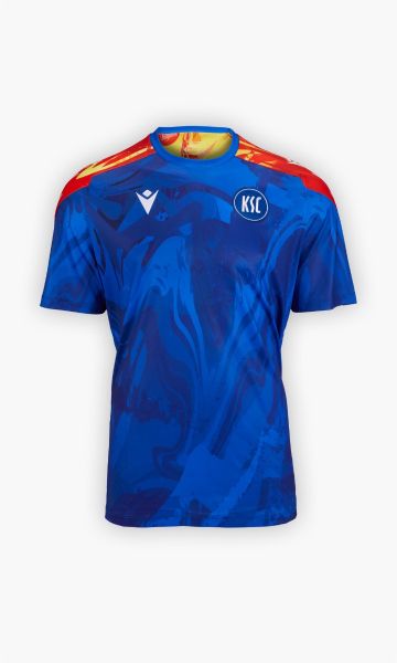 KSC Aufwärmshirt 25-26 Kids, Blau, 100% Polyester, Dynamisches Allover-Muster in Feueroptik in verschiedenen Blautönen, Schulterbereich mit auffälliger Flammenstruktur in Orange-Gelb, KSC-Logo, Meine Heimat Schriftzug im Nacken, Karlsruher SC Flock