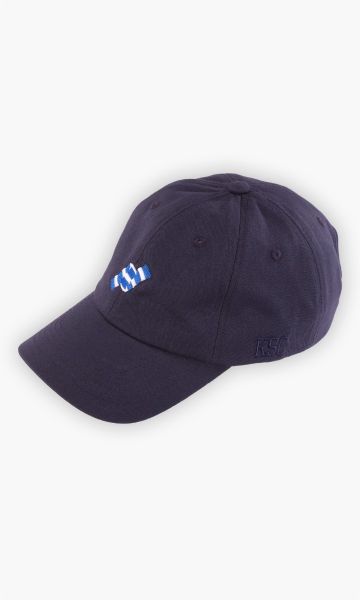 KSC Cap, Navyblau, 100 % Baumwolle, gesticktes KSC-Logo Ton-in-Ton, gestickter Balkenschal in Blau-Weiß, Größenverstellbar