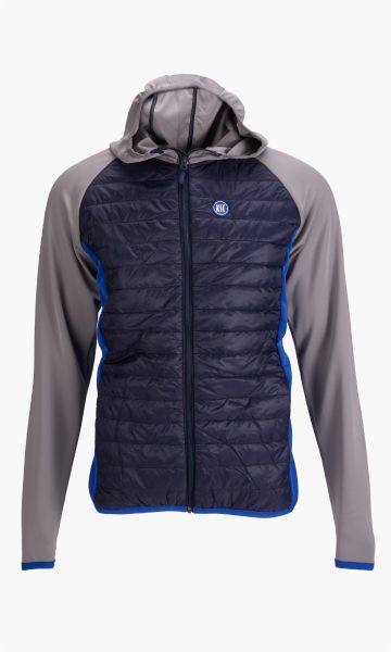 KSC Hybridjacke, Ärmel: 93 % Polyester aus recycelten Materialien, Futterstoff: 7 % Elastan, Kombination aus Softshell und wattierter Steppjacke, Ärmel, Seiten und Kapuze aus elastischem Softshell‑Material, Vorder- und Rückseite warm gefüttert, Zwei seitl