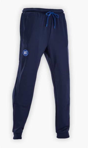 KSC Jogginghose, Navyblau, 95 % Polyester, 5 % Elasthan, elastischer Bund mit Kordelzug, Seitentaschen, Bündchen an Beinabschlüssen, KSC-Logo