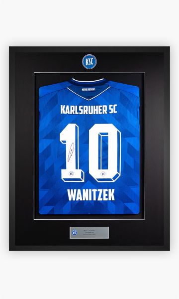 KSC Trikotrahmen, Schwarz, Blau-Weiß, toskanisches Holz, nachhaltige Wabenpappe, Aluminium, 92,5 x 73 x 3 cm, Heimtrikot 25/26, #10 Marvin Wanitzek, handsigniert
