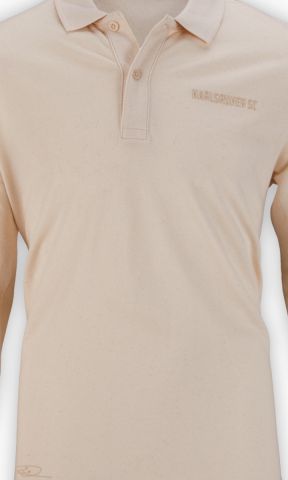 KSC Poloshirt, Cremefarben, 100 % Baumwolle, forever #10 - Wanitzek-Kollektion, Gestickter „Karlsruher SC“-Schriftzug Ton-in-Ton, Eingestickte Unterschrift von Marvin Wanitzek