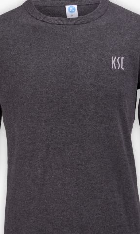 KSC Strickpullover, Grau, 100% Baumwolle, Gestickter KSC-Schriftzug auf der Brust, Gerippte Bündchen für optimalen Sitz, Rundhalsausschnitt