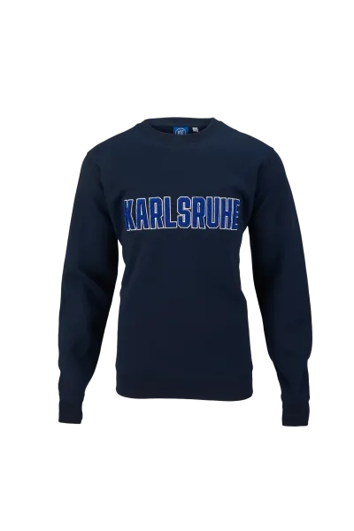 KSC Sweater, Navyblau, 60% Baumwolle, 40% Polyester, Rundhalsausschnitt, Großflächiger „Karlsruhe“-Schriftzug aus kuscheligem Teddystoff, Elastische Bündchen an Ärmeln und Saum