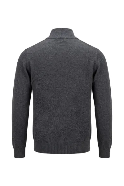 KSC Strickpullover 1/4 Zip, Grau, 100% Baumwolle, Praktischer 1/4‑Reißverschluss,
Hochwertige, weiche Strickqualität, Gestickter KSC-Schriftzug,
Gerippte Bündchen an Ärmeln und Saum