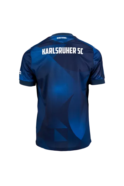 KSC Trikot Ausweich 25-26 Kids, Stahlblau, 100% Polyester, glänzender Stoff, hellere und dunklere Farbverläufe in stahlblauen Farben,  KSC-Logo, "Meine Heimat." Schriftzug gestickt im Nacken, Rückennummer im Retro-Stil
